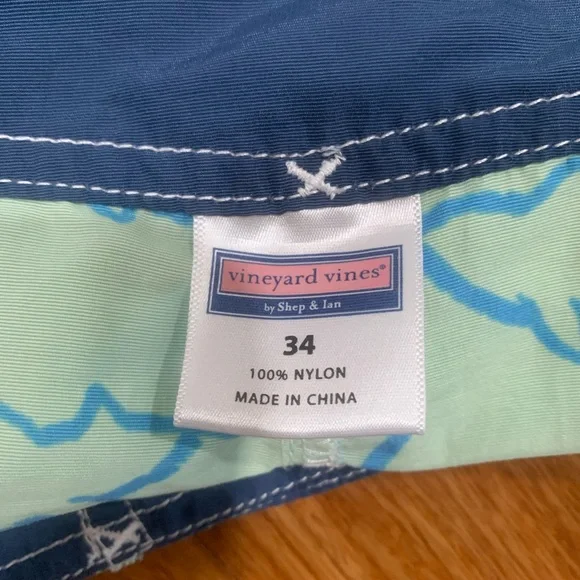 Vineyard Vines Blue and Green Swim Shorts size 34 - Picture 5 of 5